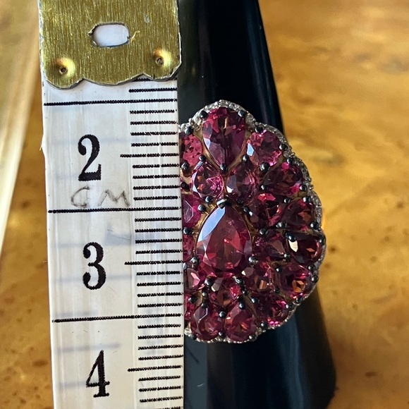 Tanzanian Wine Garnet Sterling Silver Ring Size 9 - Picture 7 of 9